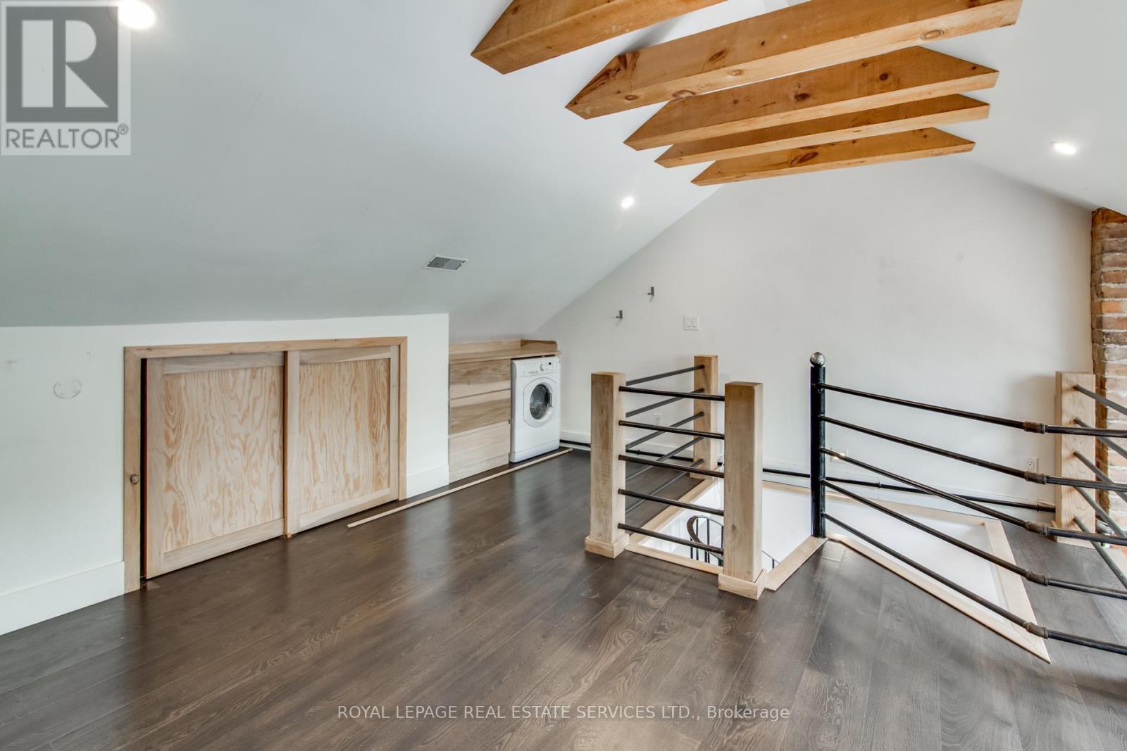 












2 - 53 GLADSTONE AVENUE

,
Toronto,




Ontario
M6J3K7

