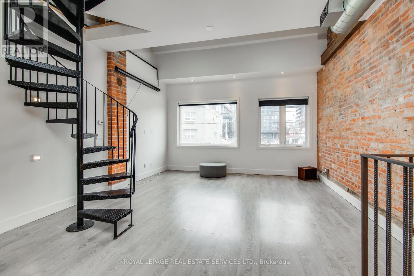 












2 - 53 GLADSTONE AVENUE

,
Toronto,




Ontario
M6J3K7

