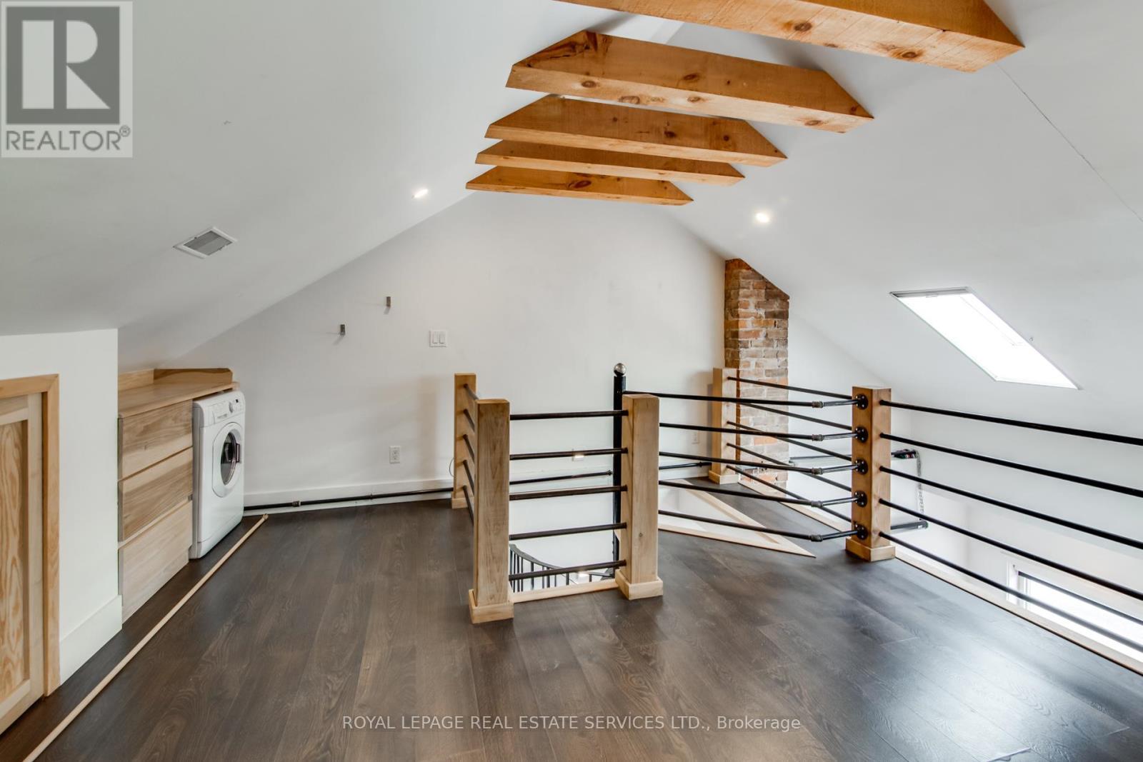 












2 - 53 GLADSTONE AVENUE

,
Toronto,




Ontario
M6J3K7


