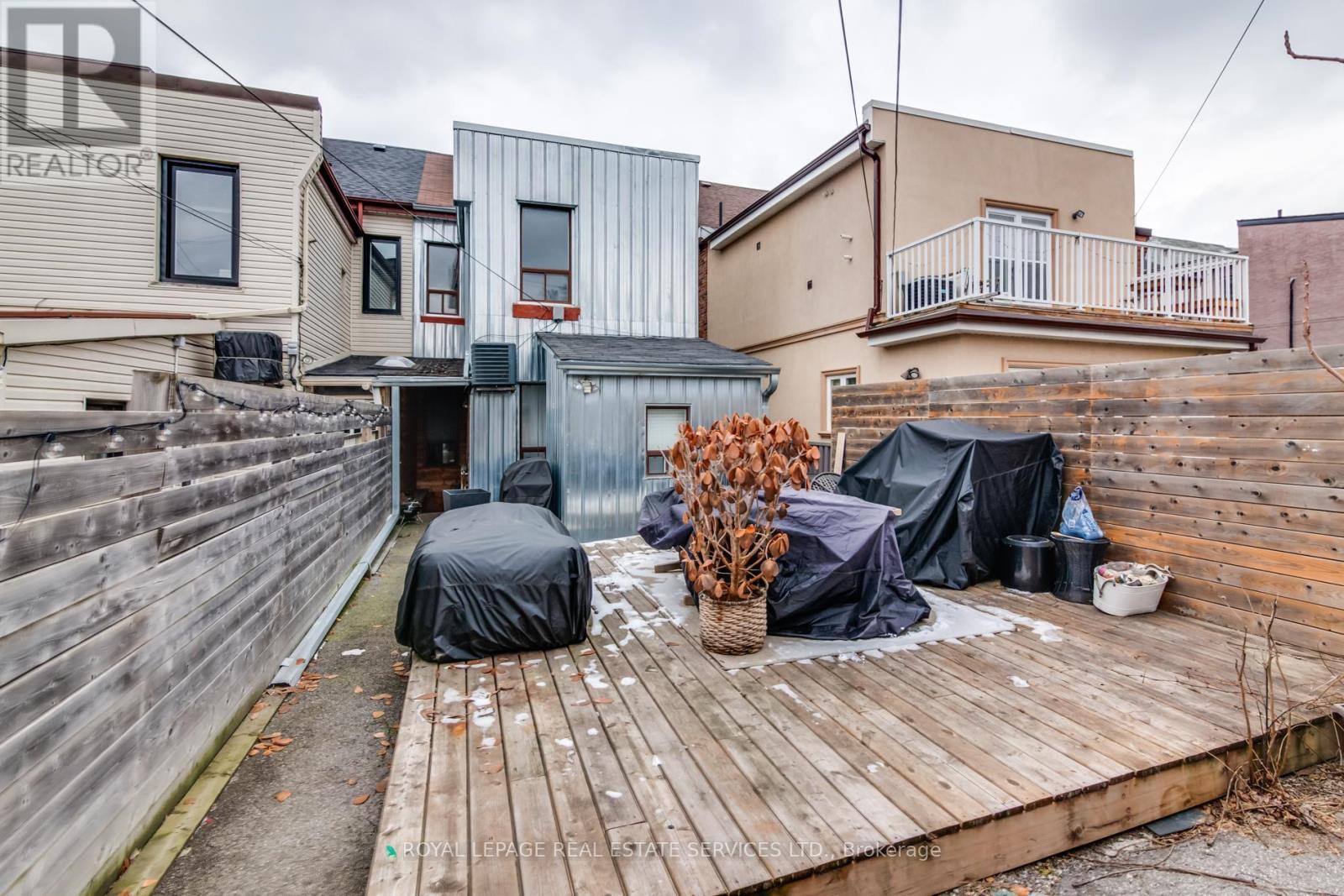 












2 - 53 GLADSTONE AVENUE

,
Toronto,




Ontario
M6J3K7

