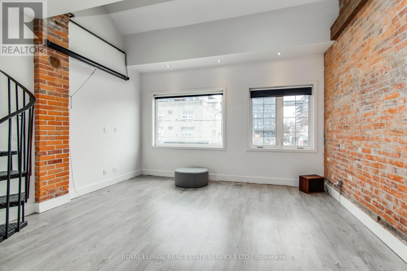 












2 - 53 GLADSTONE AVENUE

,
Toronto,




Ontario
M6J3K7

