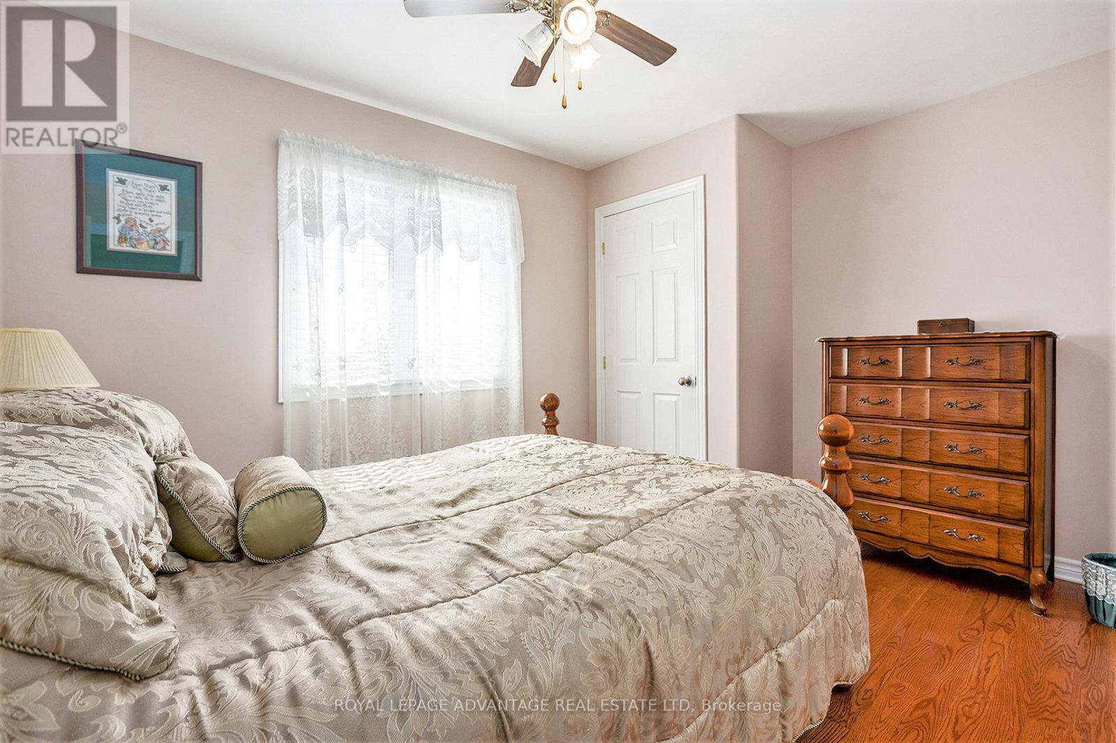 












521 CRAIN DRIVE

,
Drummond/North Elmsley,




Ontario
K7H3C9

