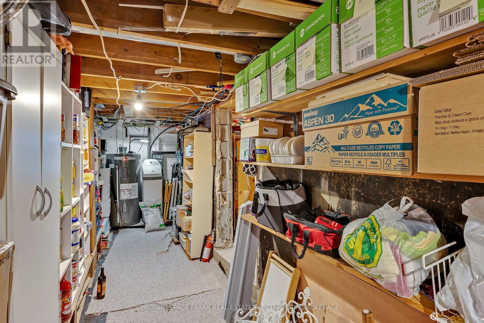 












2811 ANTELOPE TRAIL

,
Smith-Ennismore-Lakefield,




Ontario
K0L2H0

