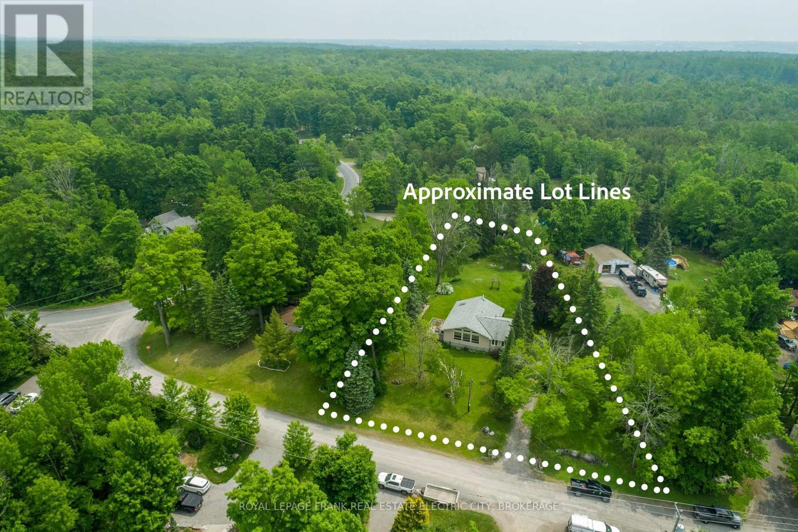 












2811 ANTELOPE TRAIL

,
Smith-Ennismore-Lakefield,




Ontario
K0L2H0

