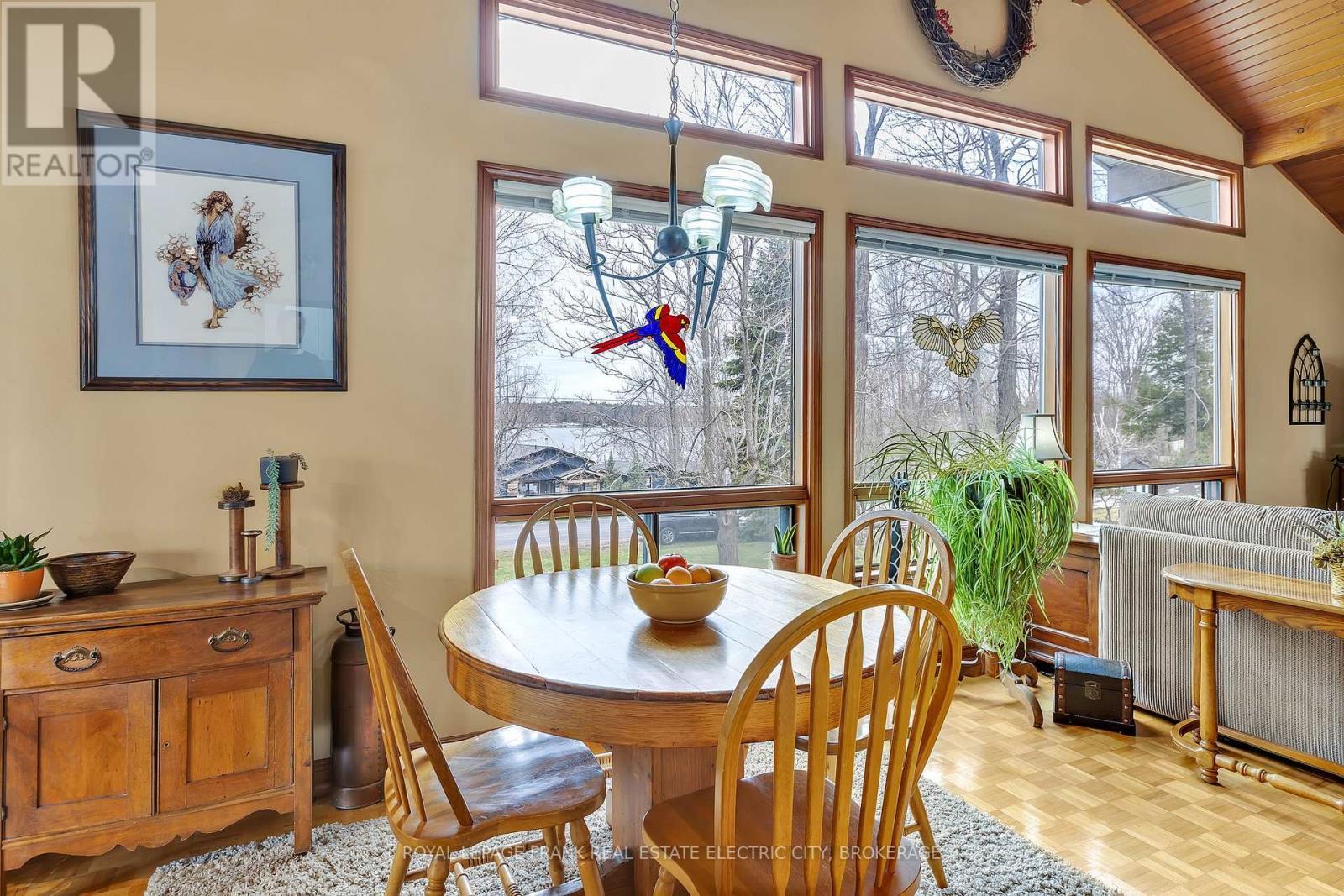 












2811 ANTELOPE TRAIL

,
Smith-Ennismore-Lakefield,




Ontario
K0L2H0

