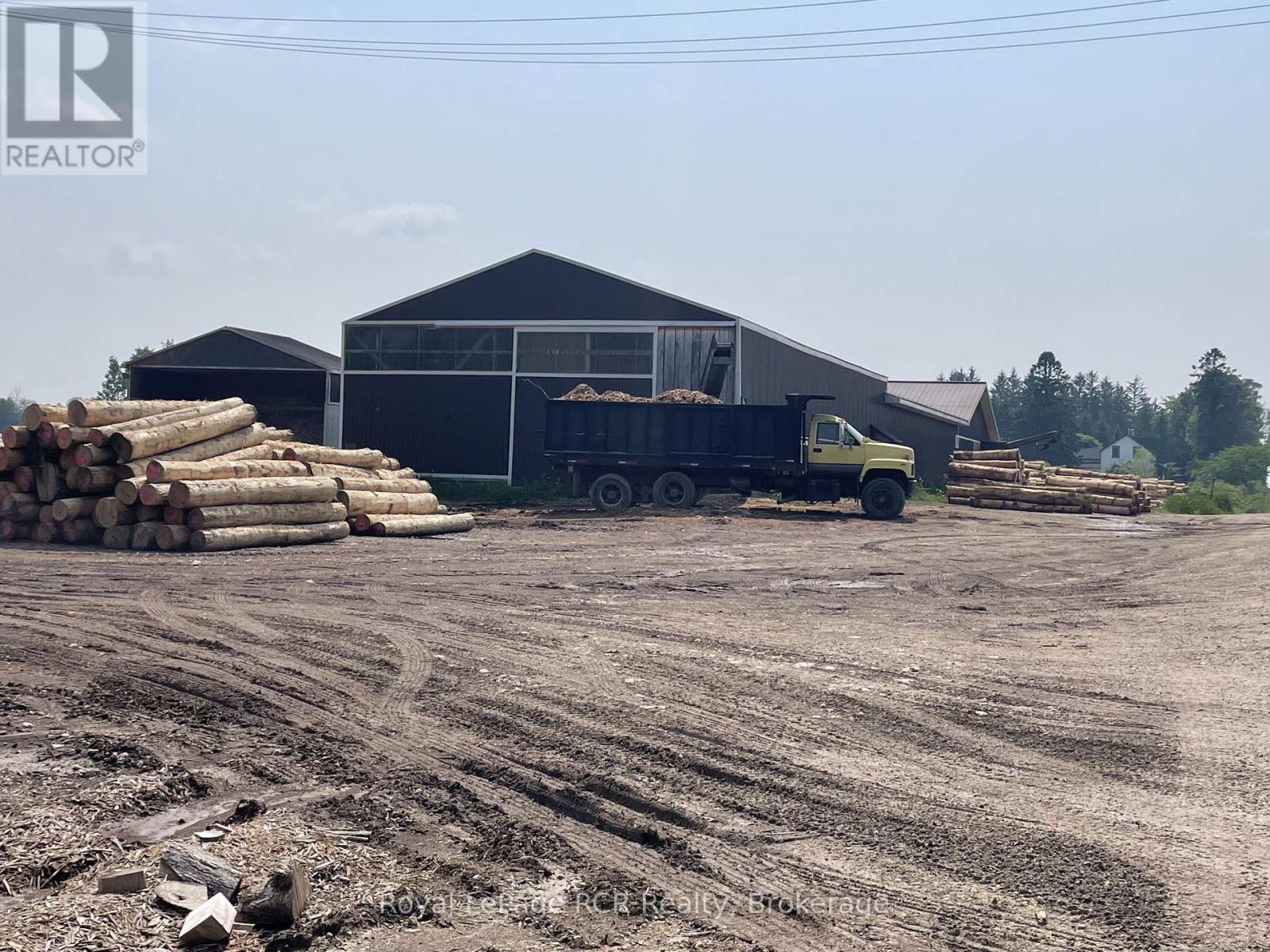 












441564 CONCESSION 8 NDR

,
West Grey,







Ontario
N0G1S0

