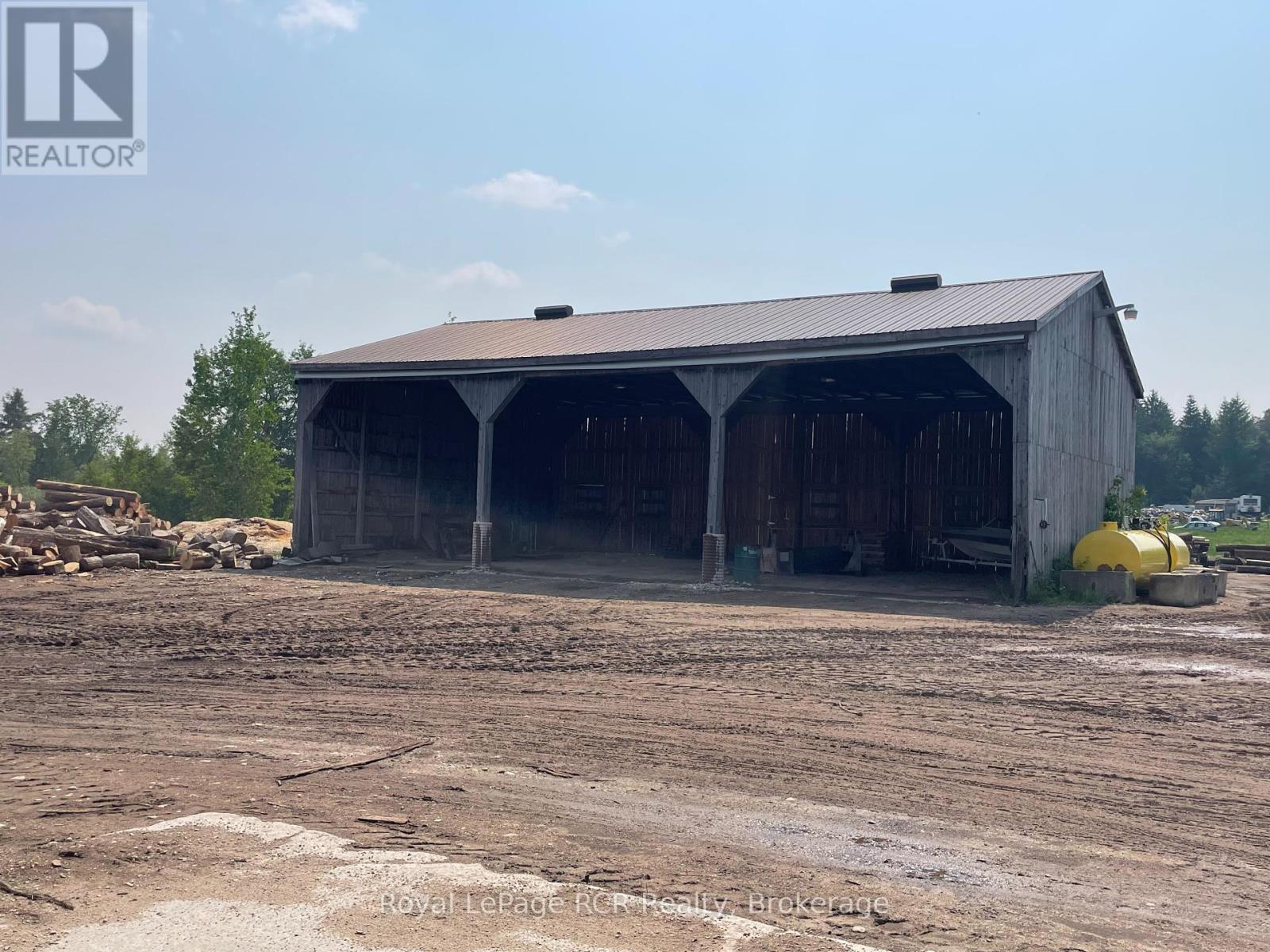 












441564 CONCESSION 8 NDR

,
West Grey,







Ontario
N0G1S0


