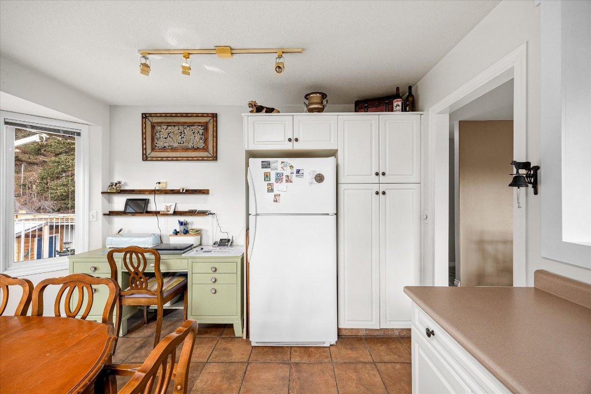 









5817


Victoria

Street,
Peachland,




BC
V0H 1X4

