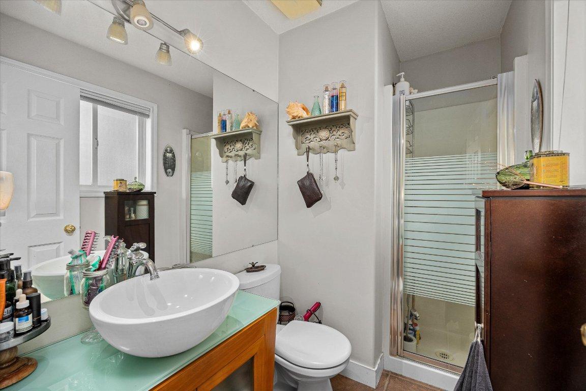









5817


Victoria

Street,
Peachland,




BC
V0H 1X4

