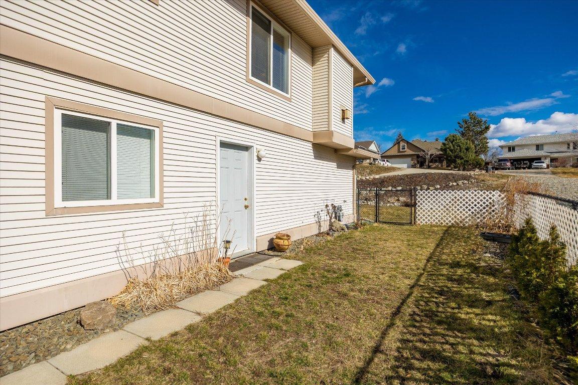 









5817


Victoria

Street,
Peachland,




BC
V0H 1X4

