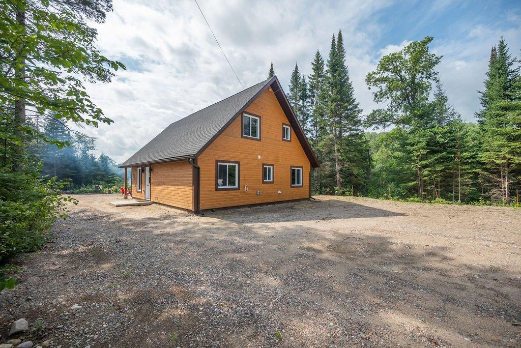 









827


Ch. de la Chute

,
Mansfield-et-Pontefract,




QC
J0X1R0

