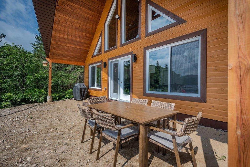 









827


Ch. de la Chute

,
Mansfield-et-Pontefract,




QC
J0X1R0

