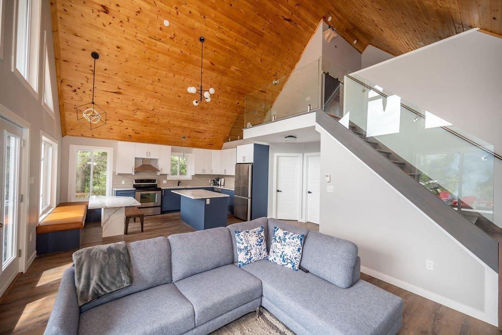 









827


Ch. de la Chute

,
Mansfield-et-Pontefract,




QC
J0X1R0

