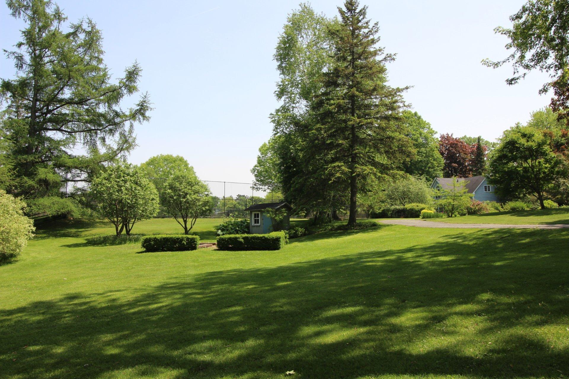 









821


Route 208 O.

,
Hatley - Municipalité,




QC
J0B4B0

