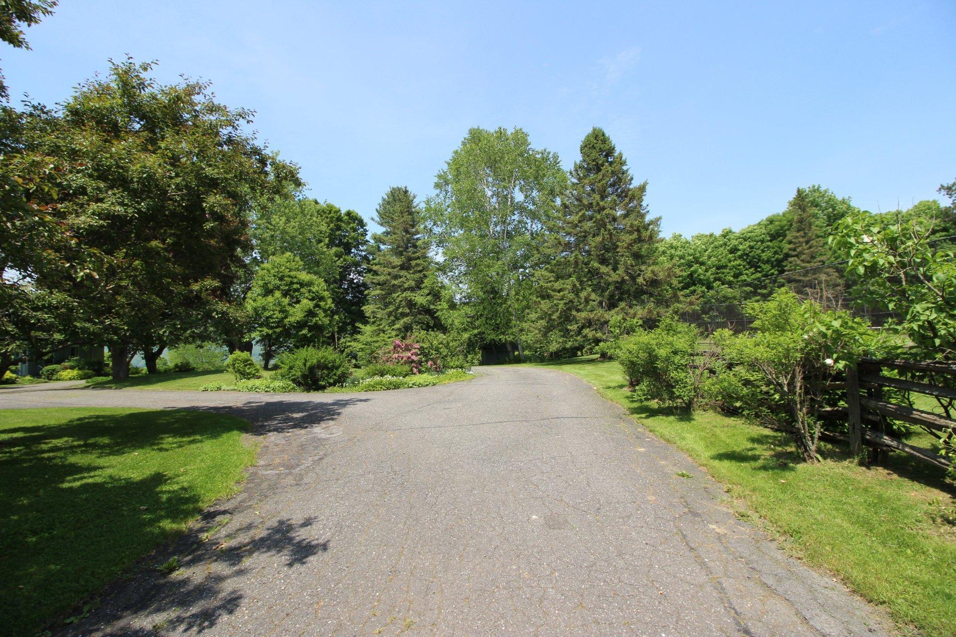 









821


Route 208 O.

,
Hatley - Municipalité,




QC
J0B4B0

