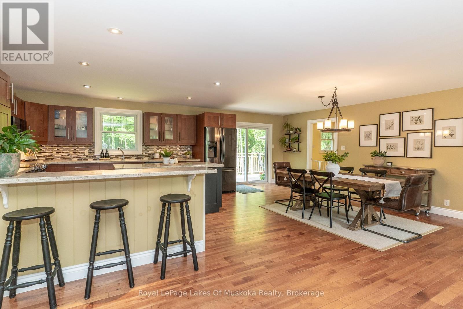 












1334 BEATRICE TOWNLINE ROAD

,
Muskoka Lakes (Watt),




Ontario
P1L1X5

