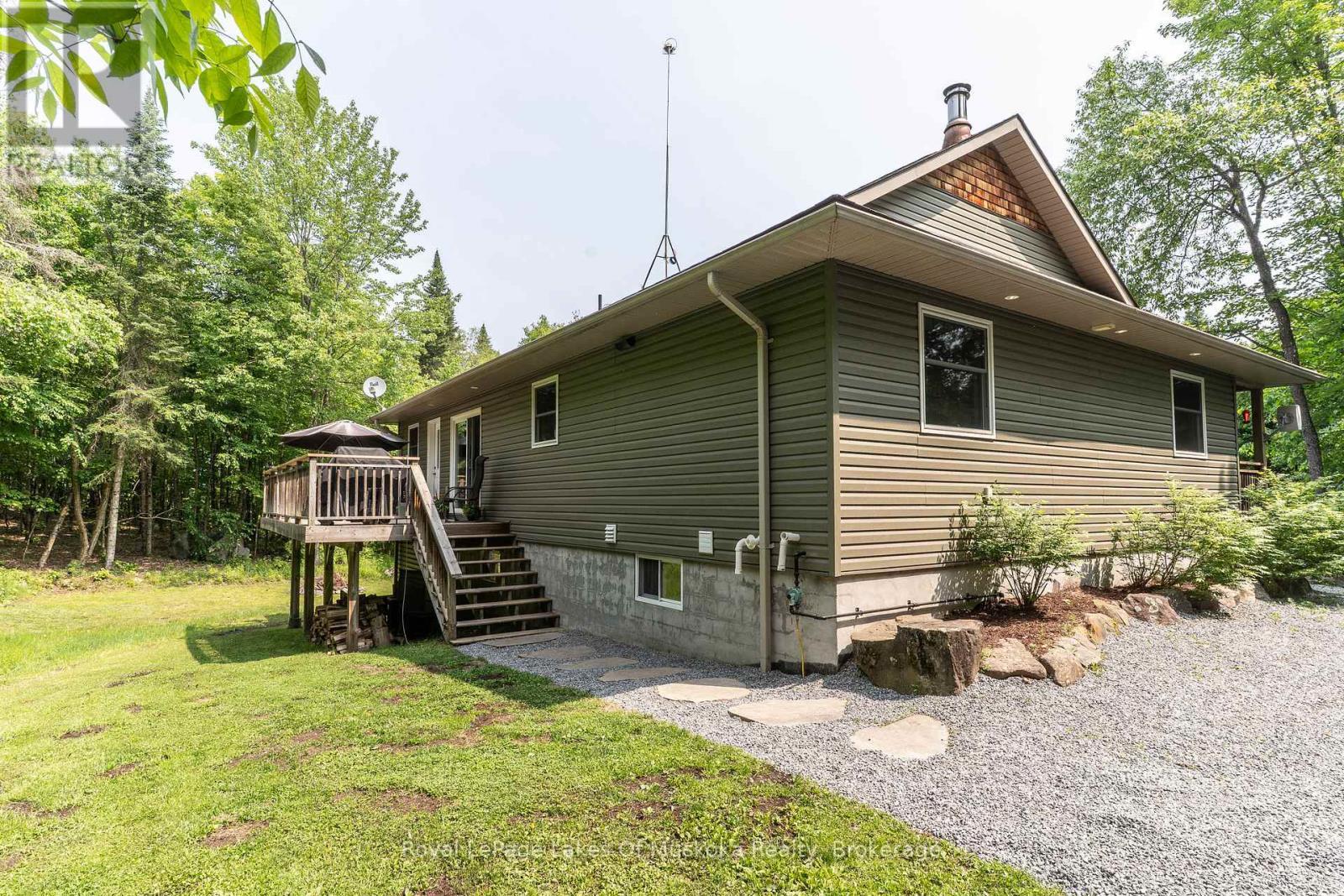 












1334 BEATRICE TOWNLINE ROAD

,
Muskoka Lakes (Watt),




Ontario
P1L1X5

