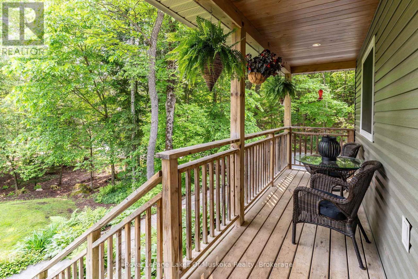 












1334 BEATRICE TOWNLINE ROAD

,
Muskoka Lakes (Watt),




Ontario
P1L1X5


