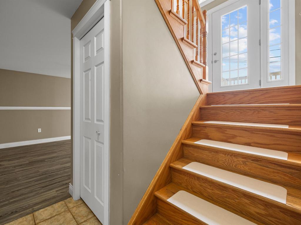 












38 Commonwealth Avenue

,
Charlottetown,




PE
C1E 2E9

