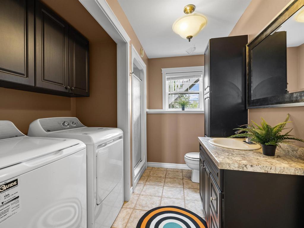 












38 Commonwealth Avenue

,
Charlottetown,




PE
C1E 2E9

