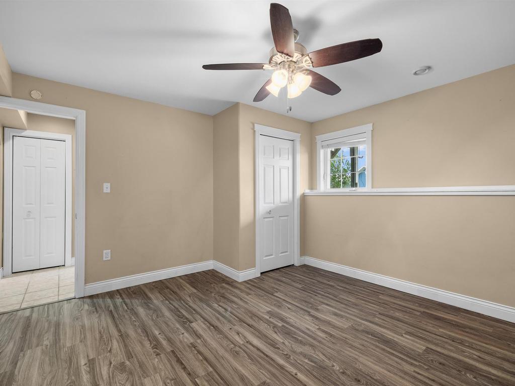 












38 Commonwealth Avenue

,
Charlottetown,




PE
C1E 2E9

