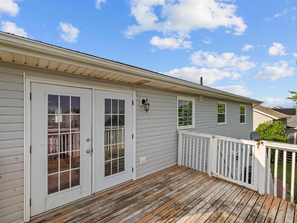 












38 Commonwealth Avenue

,
Charlottetown,




PE
C1E 2E9

