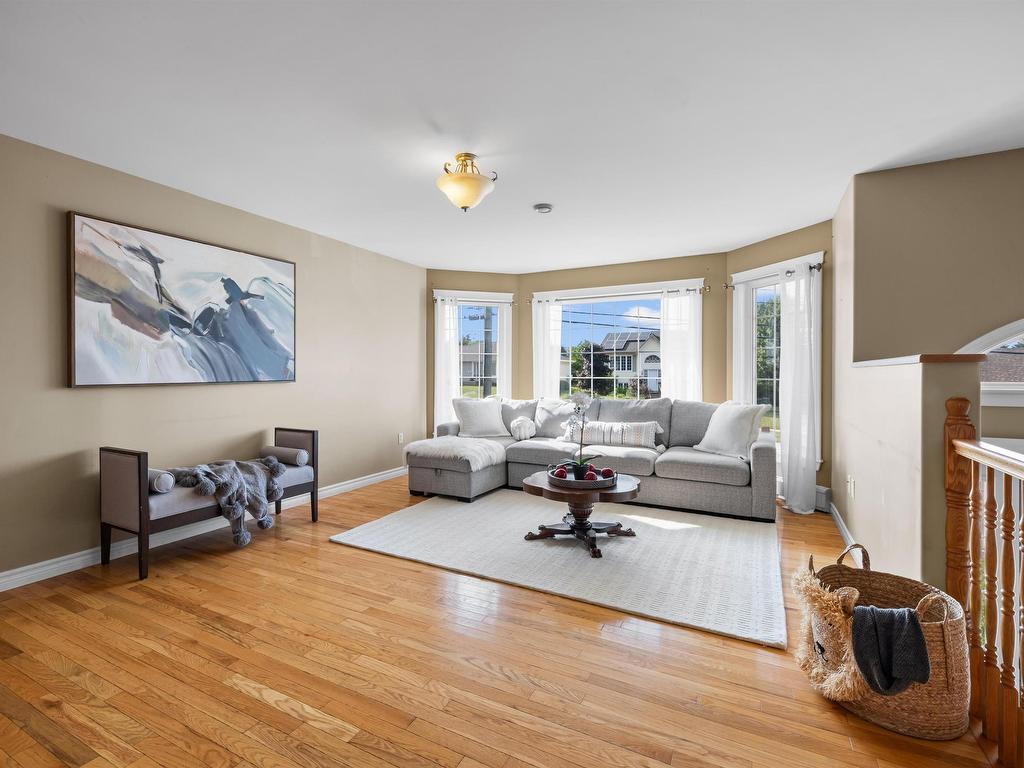 












38 Commonwealth Avenue

,
Charlottetown,




PE
C1E 2E9

