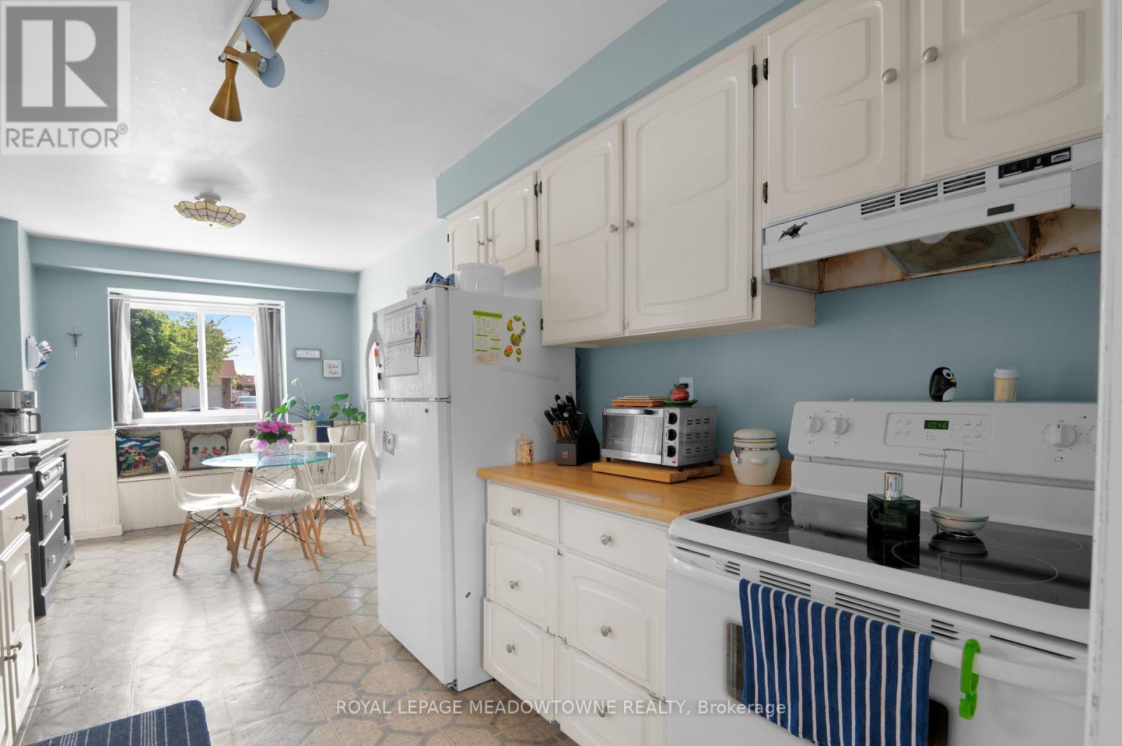 












6058 STARFIELD CRESCENT

,
Mississauga,




Ontario
L5N1X1


