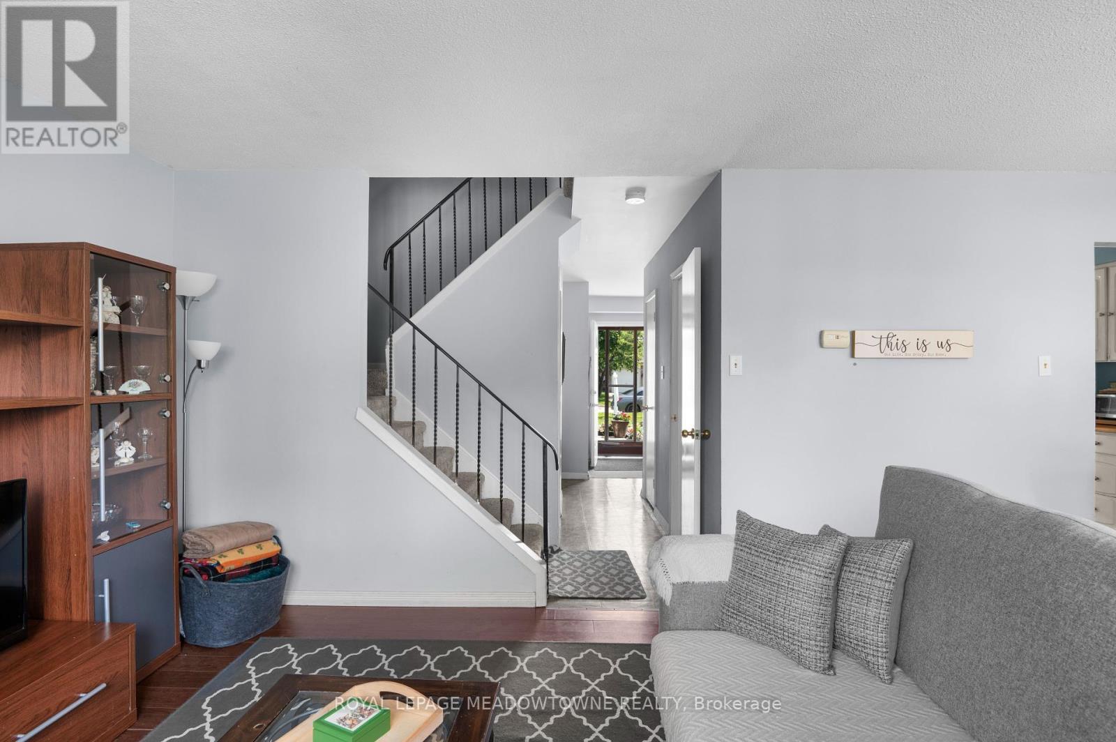 












6058 STARFIELD CRESCENT

,
Mississauga,




Ontario
L5N1X1

