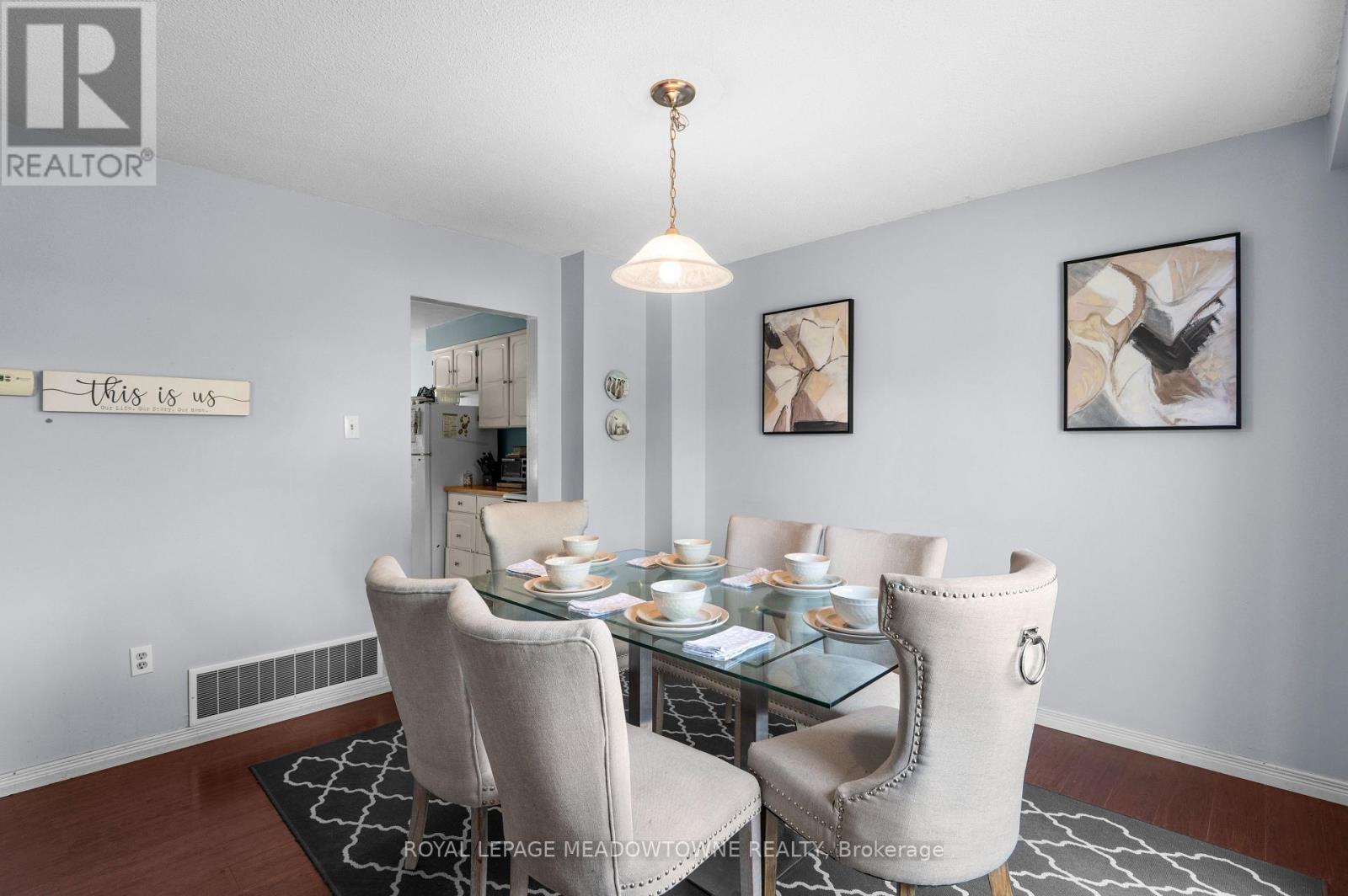 












6058 STARFIELD CRESCENT

,
Mississauga,




Ontario
L5N1X1

