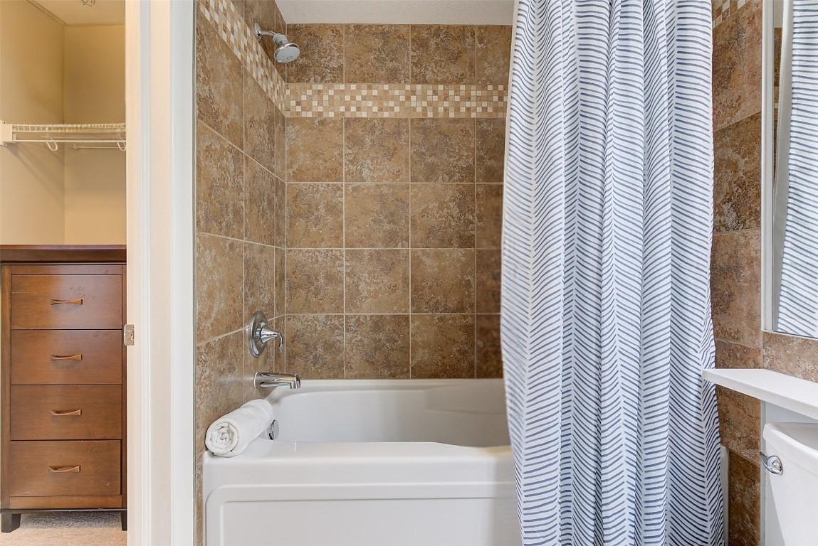 









654


Cook

Road, 359,
Kelowna,




BC
V1W 3G7

