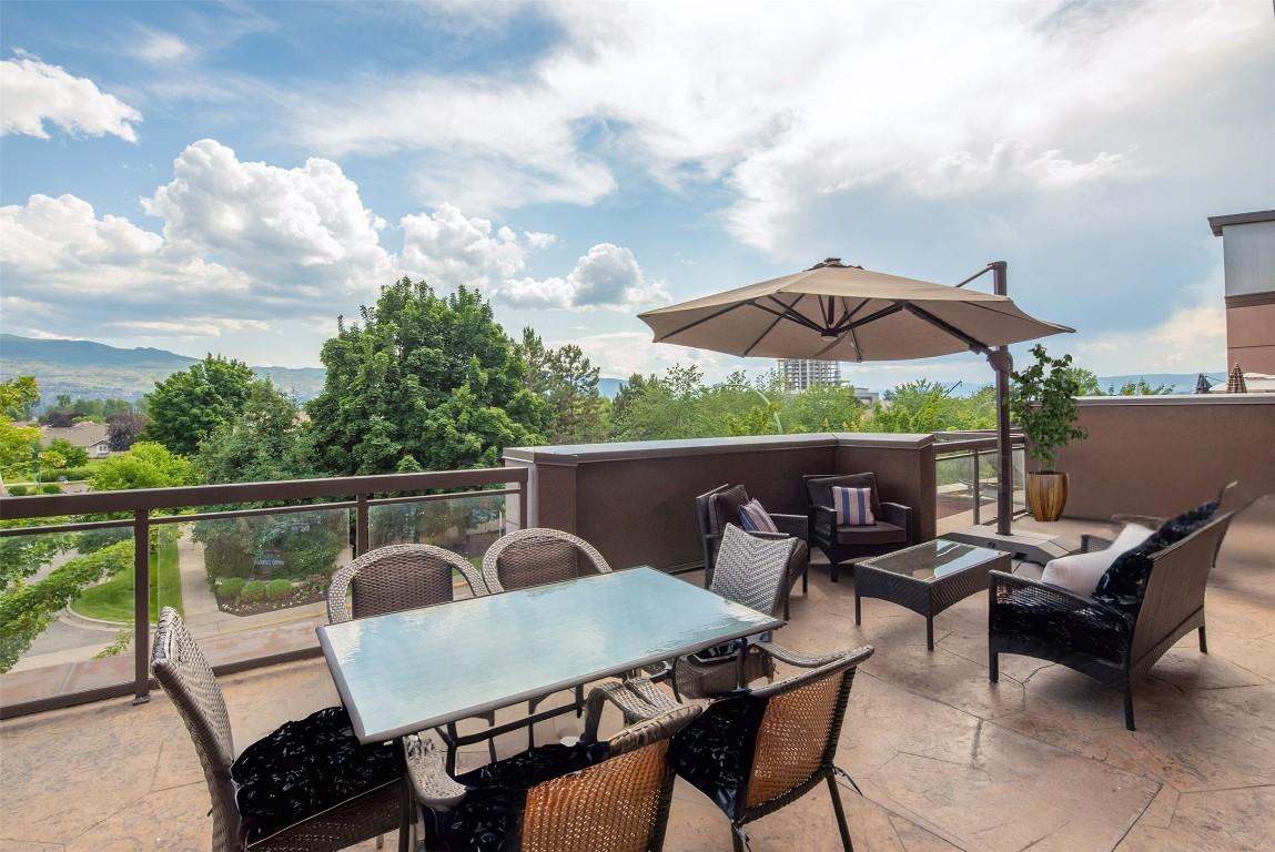 









654


Cook

Road, 359,
Kelowna,




BC
V1W 3G7


