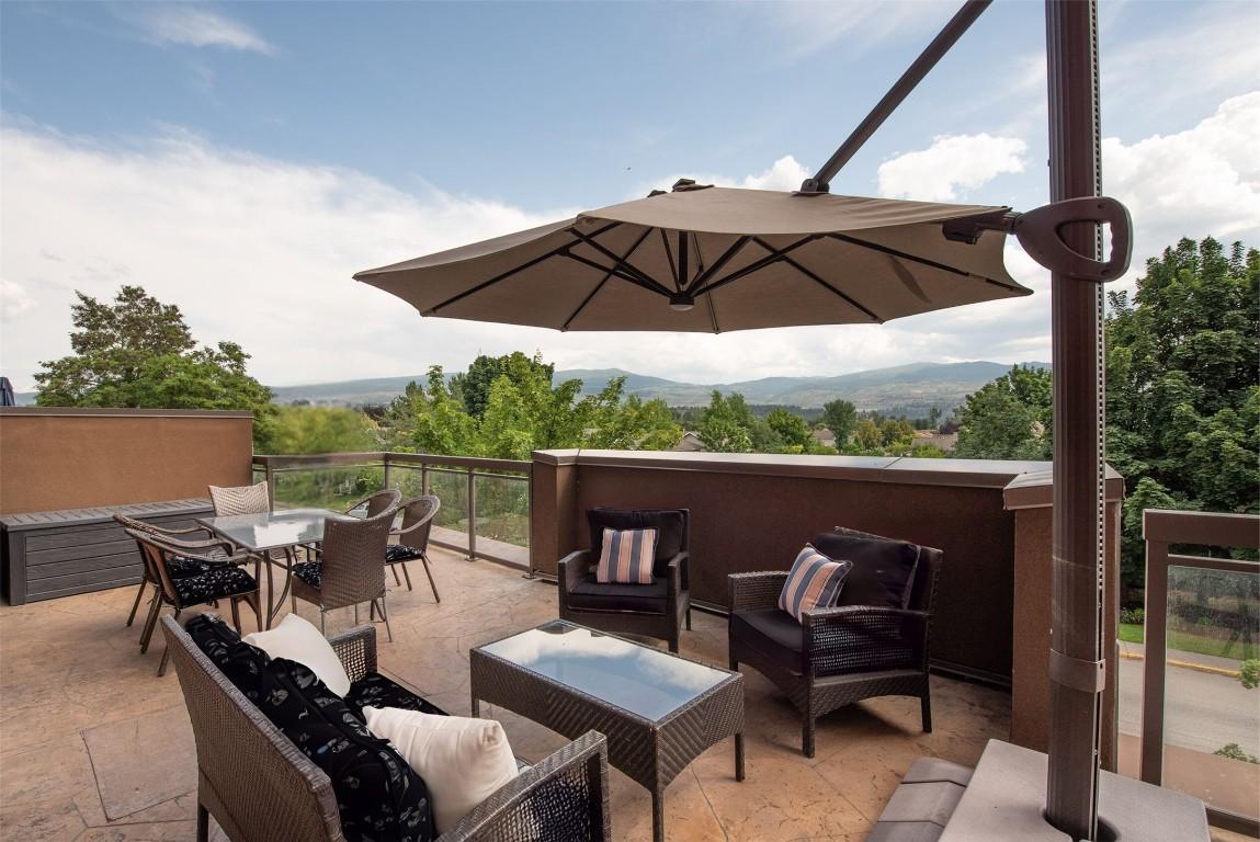 









654


Cook

Road, 359,
Kelowna,




BC
V1W 3G7

