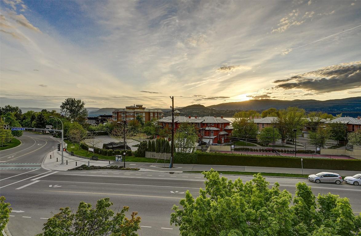 









654


Cook

Road, 359,
Kelowna,




BC
V1W 3G7

