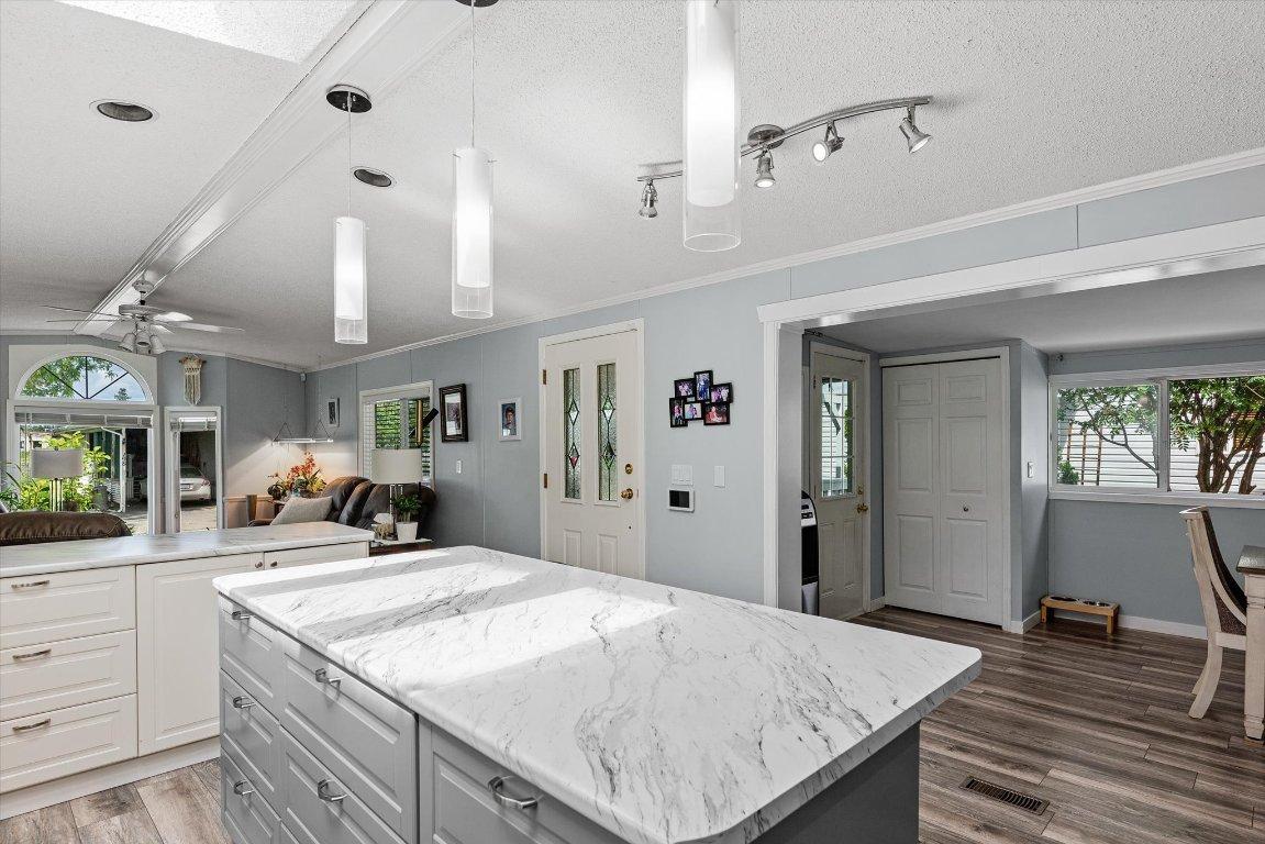 









720


Commonwealth

Road, 203,
Kelowna,




BC
V4V 1S1

