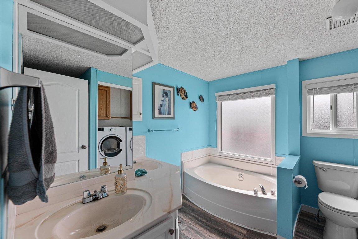 









720


Commonwealth

Road, 203,
Kelowna,




BC
V4V 1S1

