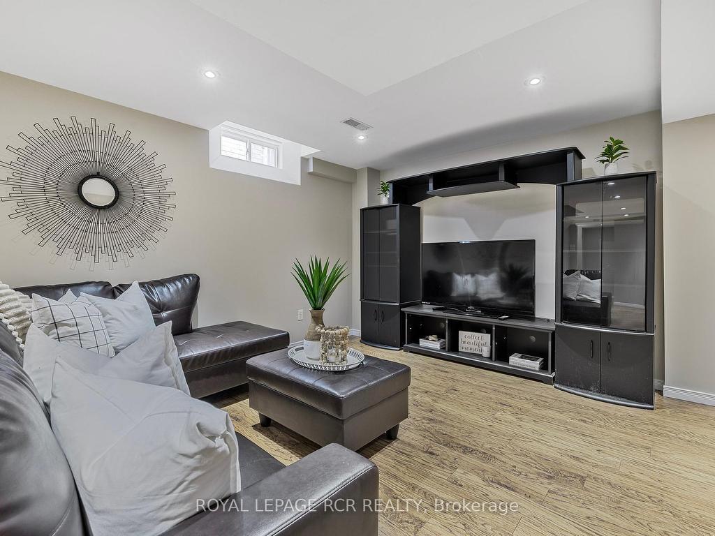 









34


Childs

Court,
Clarington,




ON
L1C 5P2


