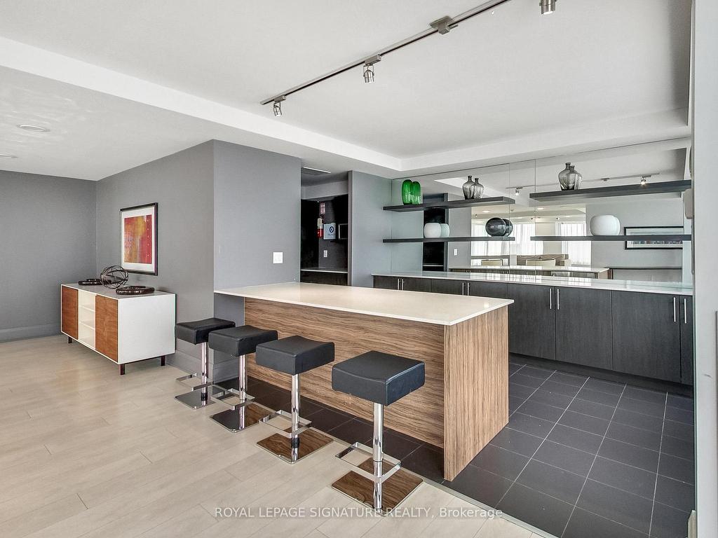 









125


Western Battery

Road, 1509,
Toronto,




ON
M6K 3R8


