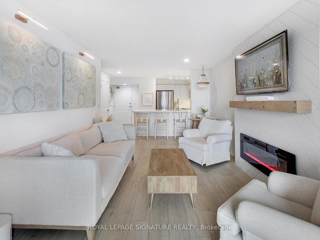 









125


Western Battery

Road, 1509,
Toronto,




ON
M6K 3R8


