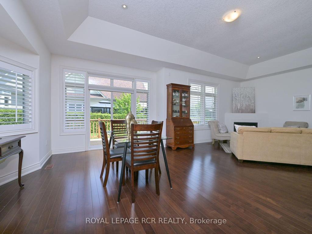 









200


Kingfisher

Drive, 130,
Mono,




ON
L9W 0B3

