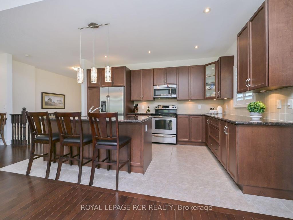 









200


Kingfisher

Drive, 130,
Mono,




ON
L9W 0B3

