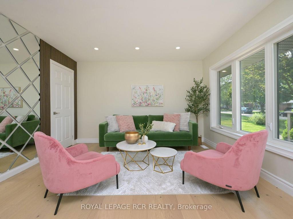 









218


Elizabeth

Street,
Orangeville,




ON
L9W 1C8

