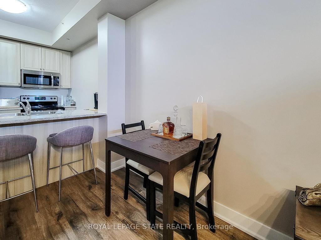 









5010


Corporate

Drive, 320,
Burlington,




ON
L7L 0H6

