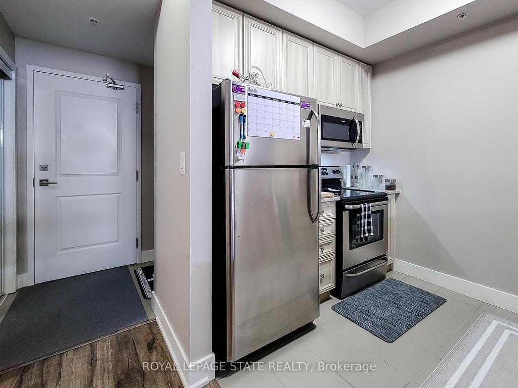 









5010


Corporate

Drive, 320,
Burlington,




ON
L7L 0H6

