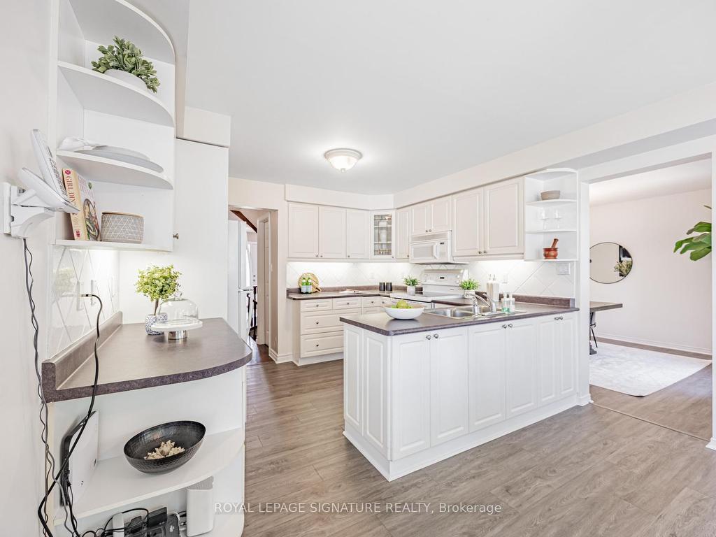 









288


Howell

Crescent,
Pickering,




ON
L1V 6B9


