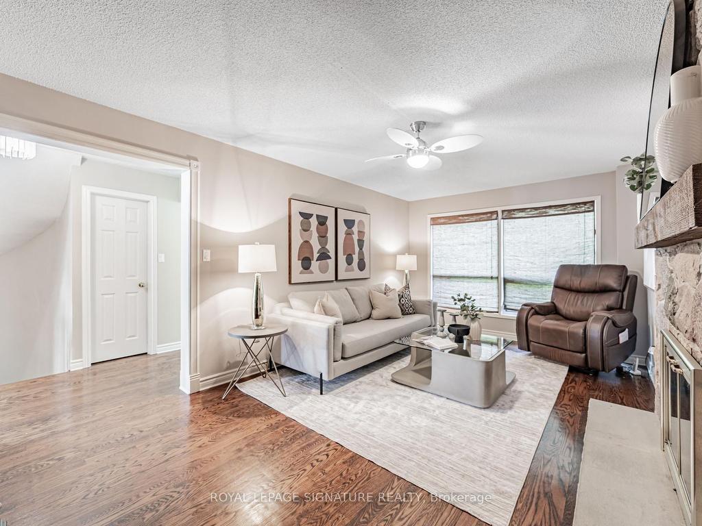 









288


Howell

Crescent,
Pickering,




ON
L1V 6B9

