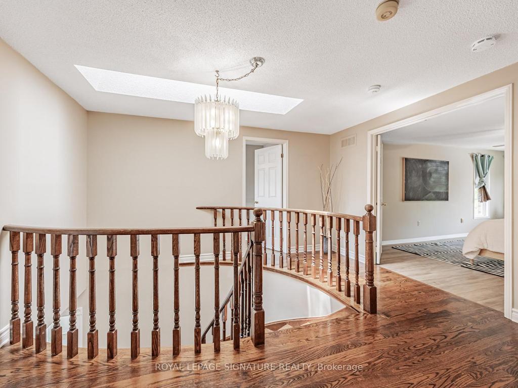 









288


Howell

Crescent,
Pickering,




ON
L1V 6B9

