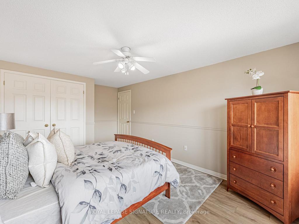 









288


Howell

Crescent,
Pickering,




ON
L1V 6B9

