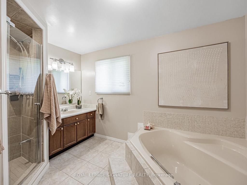 









288


Howell

Crescent,
Pickering,




ON
L1V 6B9

