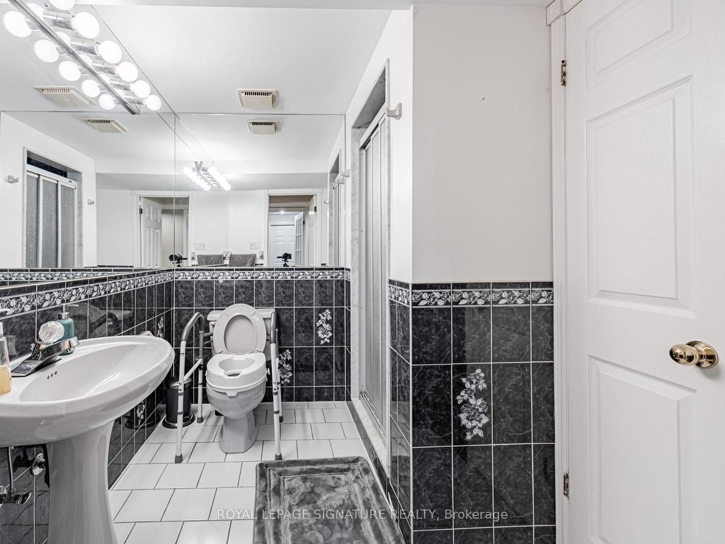 









288


Howell

Crescent,
Pickering,




ON
L1V 6B9

